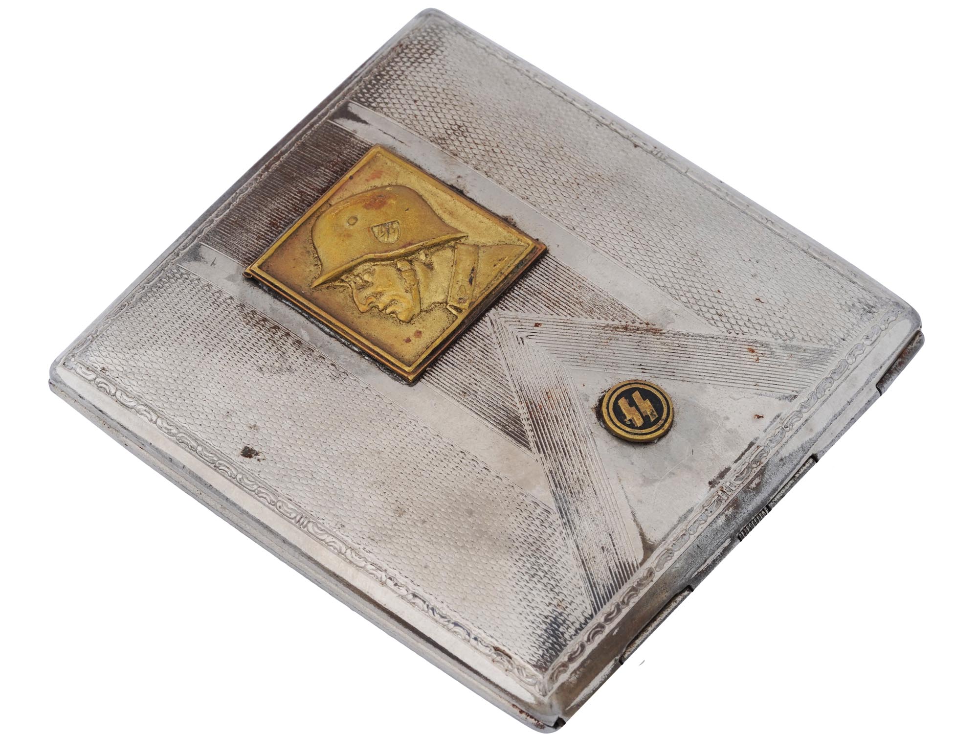 GERMAN WWII THIRD REICH WAFFEN SS CIGARETTE CASE PIC-0